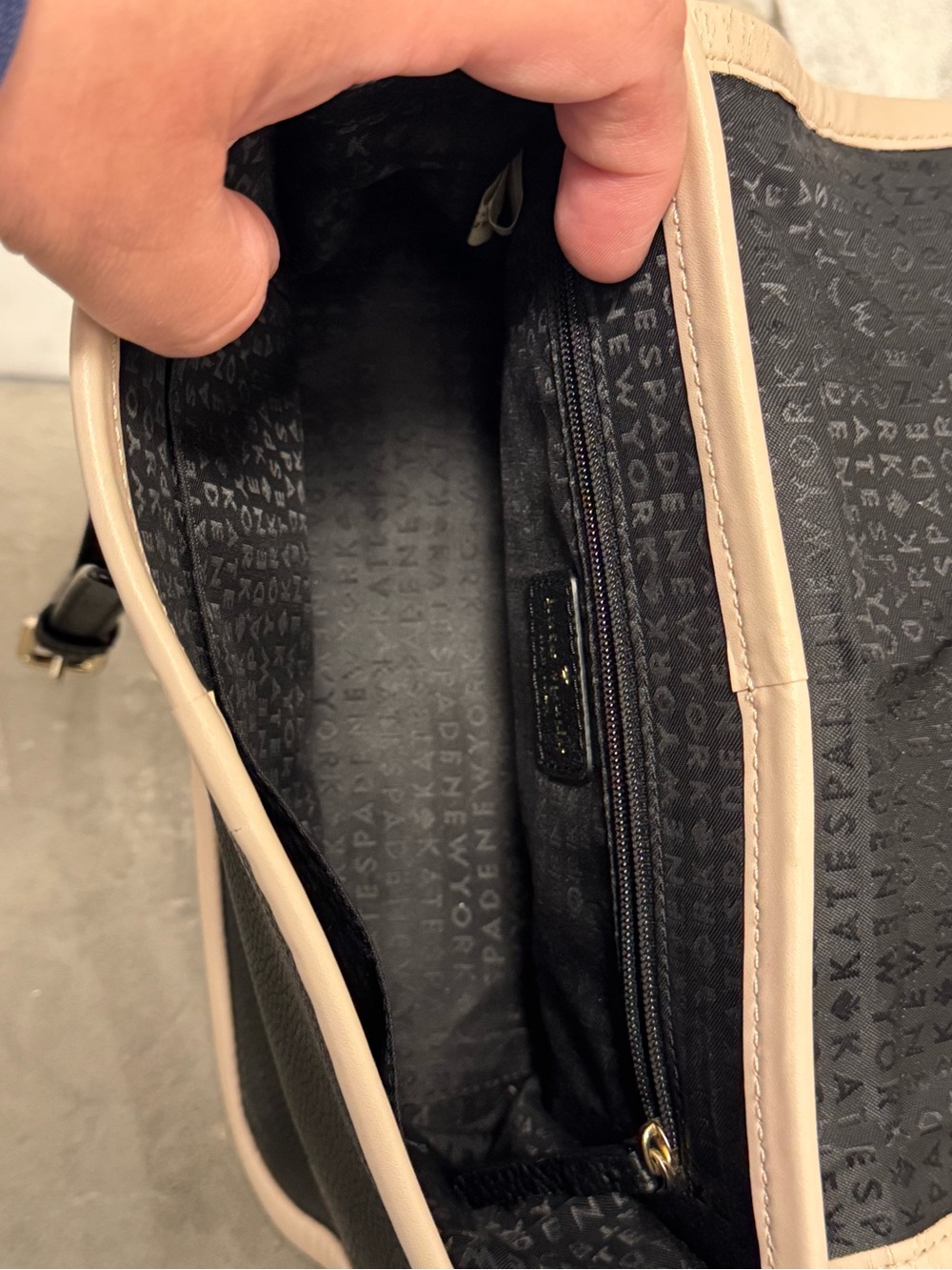 KATE SPADE Women’s Leather Ward Place Ivy Crossbody Bag - Black with Cream Trim - Picture 10 of 13